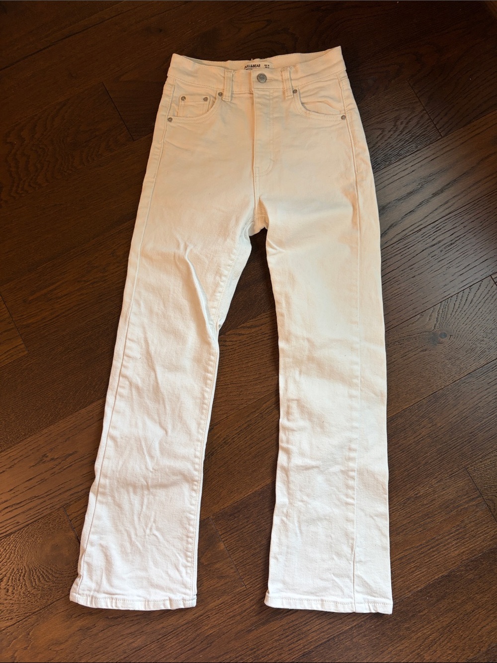 High-Rise Cream/White Crop Flare Denim Jeans Size 0 Pull&Bear